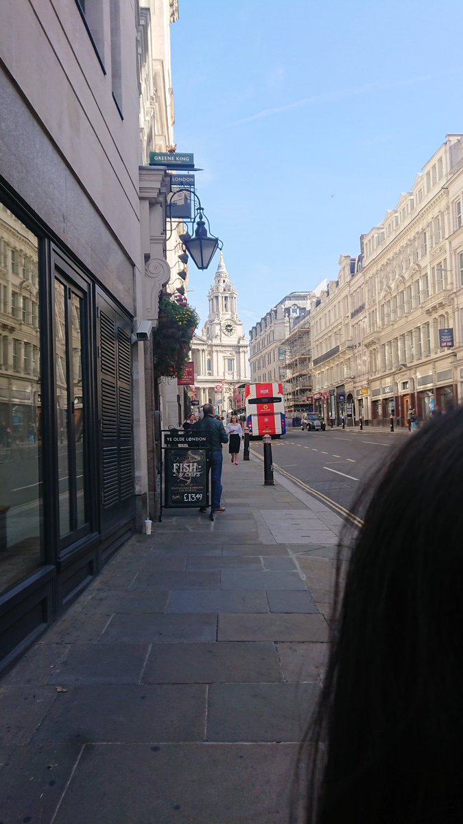Shaneel51969829's tweet photo. Quarter Past Two on the streets

#TeamBuilding 
#LondonDiaries
@apprenticeTB https://t.co/xOk2f5VnOR
