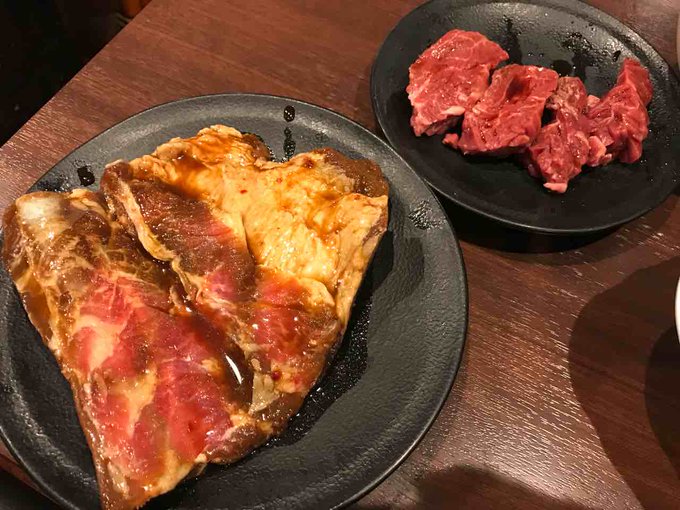 体重を増やす事に余念がない焼肉。 