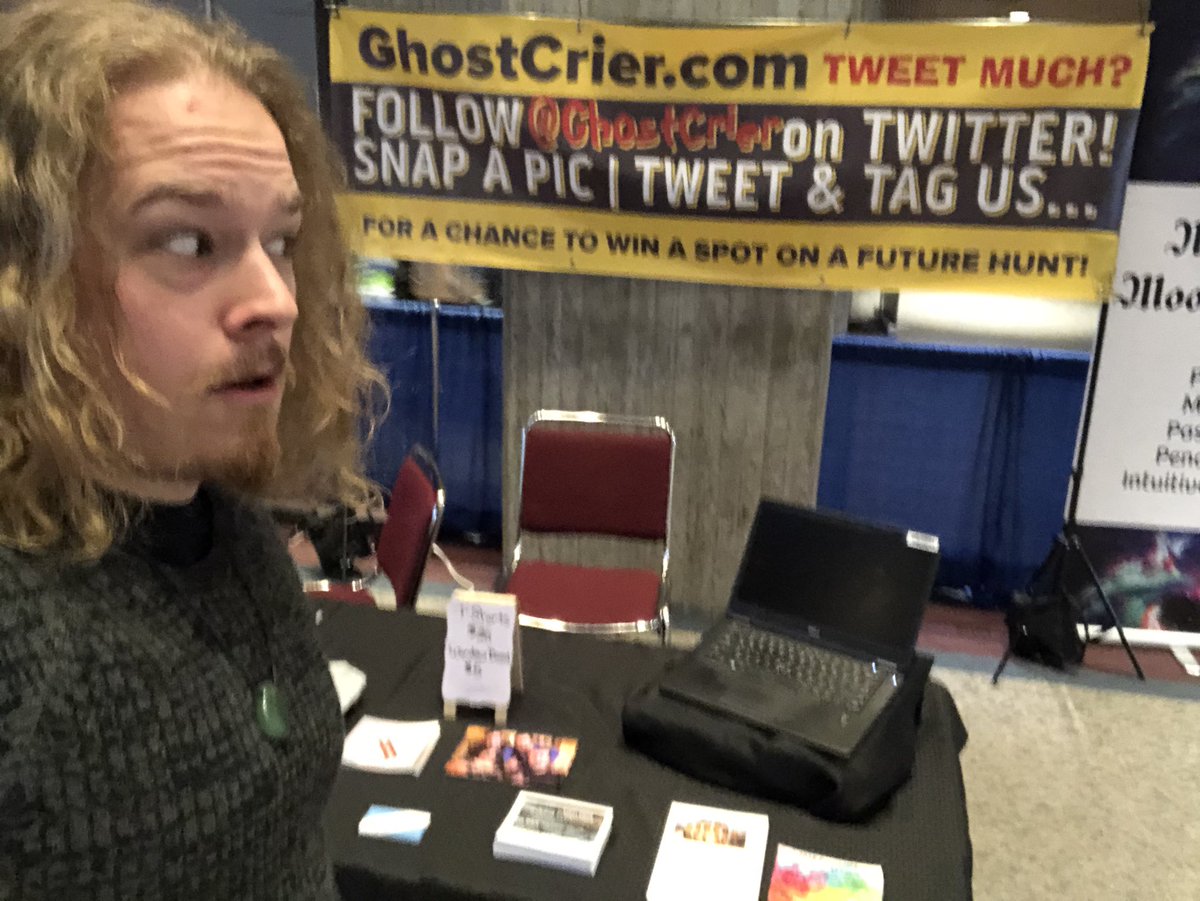 TheParaNomad's tweet photo. Oooo...the @GhostCrier booth is unattended...let the @AOParanormal take over begin. @GCPIAaron @GCPINick @QCA_Mista_J https://t.co/LJwSVEjQM5