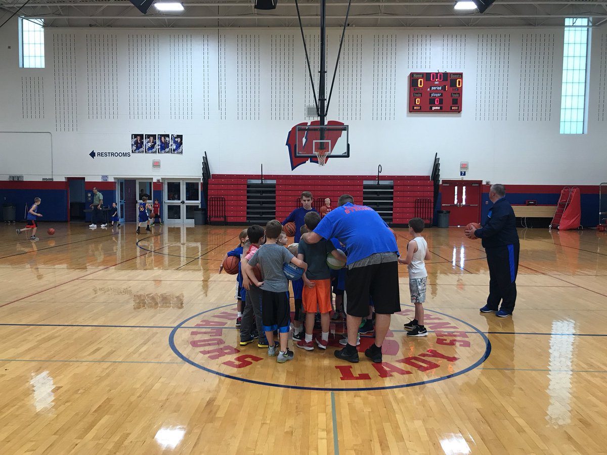 CoachMyersWW's tweet photo. Week 3 of Senator Youth B-ball Camp is in the books! Proud of these Pre-2nd graders! #SenatorHoops https://t.co/t57NhwB075