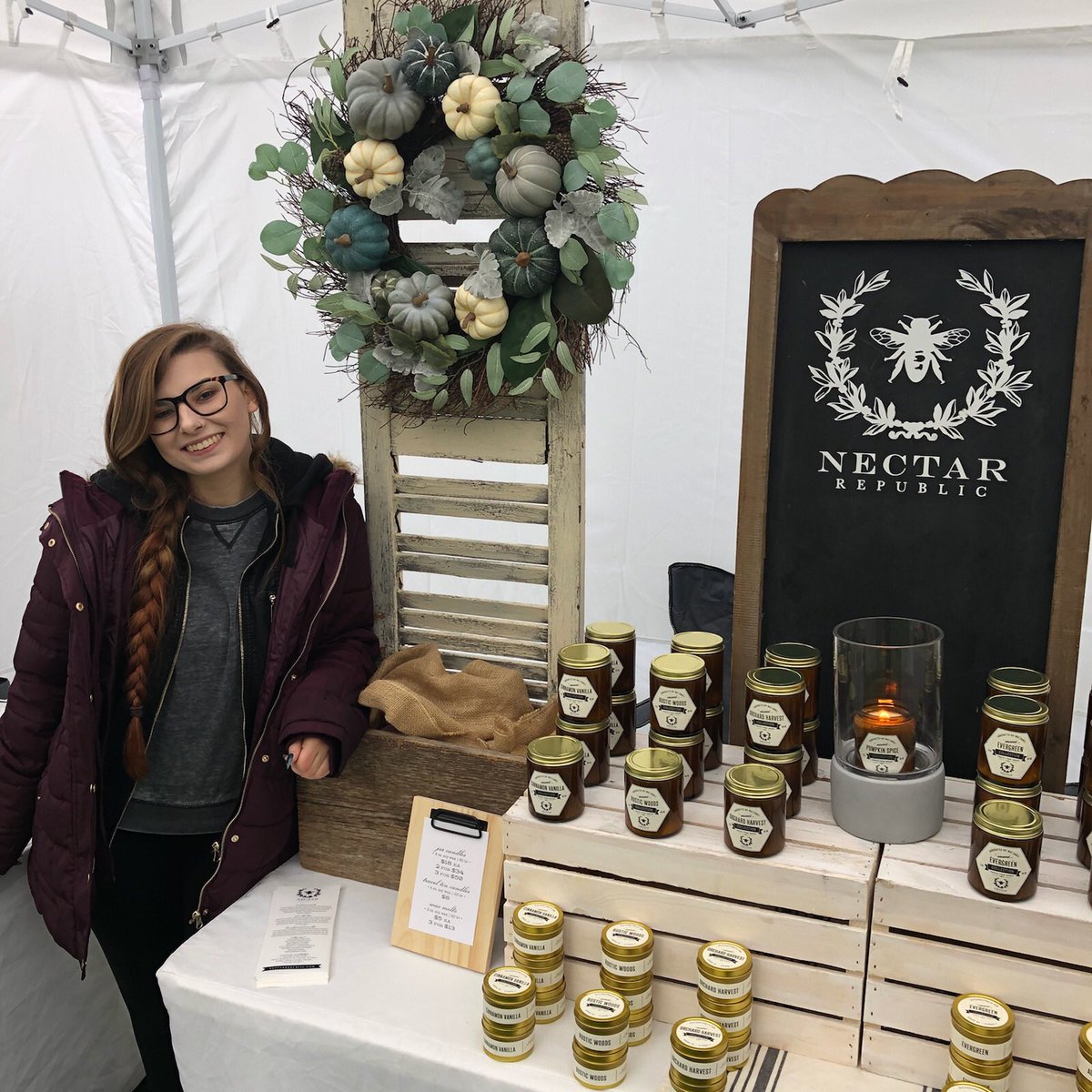 NectarRepublic's tweet photo. It’s Overland Park Fall Festival!!! 🍂 It’s a chilly Autumn day, perfect for hot cocoa, family and outdoor festivities. Craft fair starts now, Parade at 10:00, Live music til 5pm. https://t.co/Jgl0c7JkHw