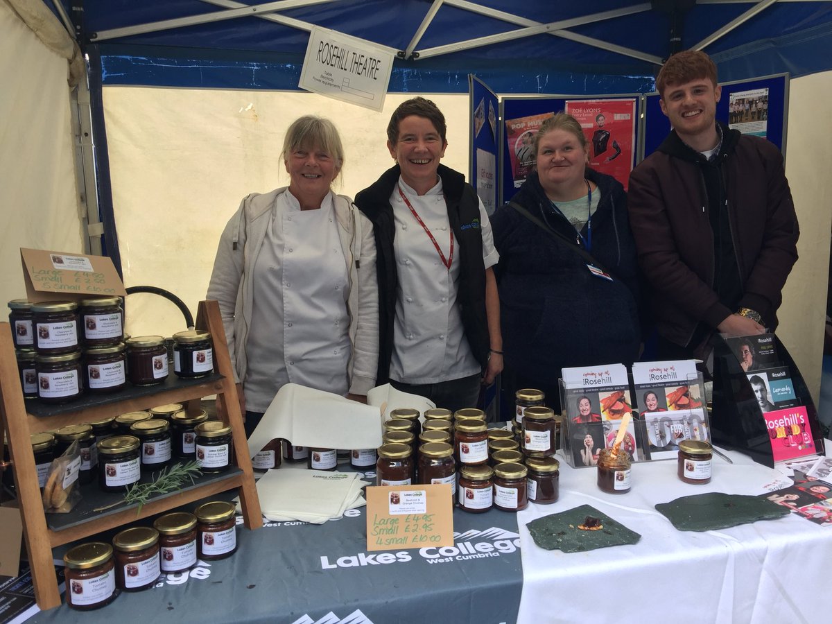 LCWC_Sport's tweet photo. Lakes College Food &amp; Beverage Team working hard serving up some tasty treats to the people of West Cumbria @tastecumbria #Cockermouth https://t.co/5gGqrE8ONj