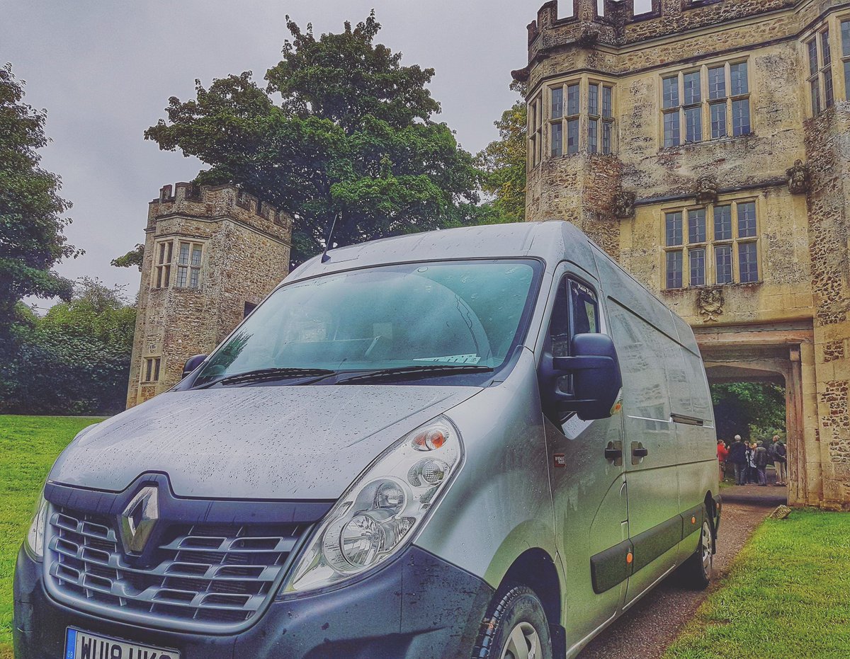 AA2B_Couriers's tweet photo. Another time critical delivery of audio-visual equipment in #Dorset. Pictured at National Trust site Shute Barton.
#aa2b #specialistlogistics
#oldmeetsnew
#shutebarton https://t.co/0nh2Bi2eqp