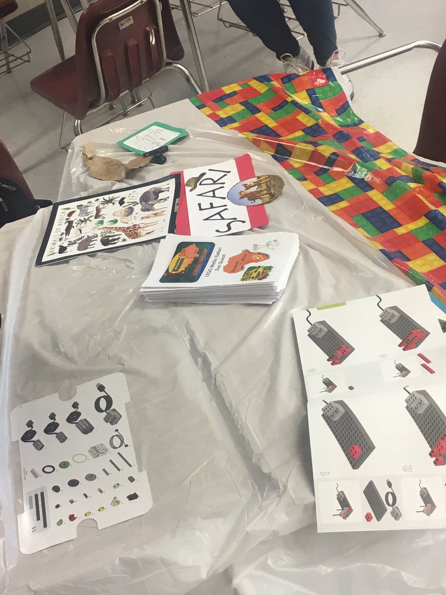 SthomasMATH's tweet photo. Leggggooossssss @r_neefe @PortsVASchools @ebracyPPS @LJNelsonPPS #ppsleads #steam #Steamsational https://t.co/NgVq8Jo4bk