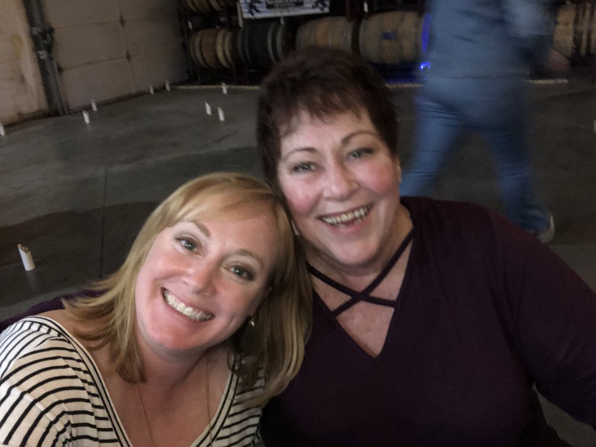 KellyCalderone's tweet photo. Final official Oktoberfest last night @NEBrewingCo until my birthday #KellyFest #MyMomsFirstOktoberfest #Doktoberfest https://t.co/6YNBNnzRaq