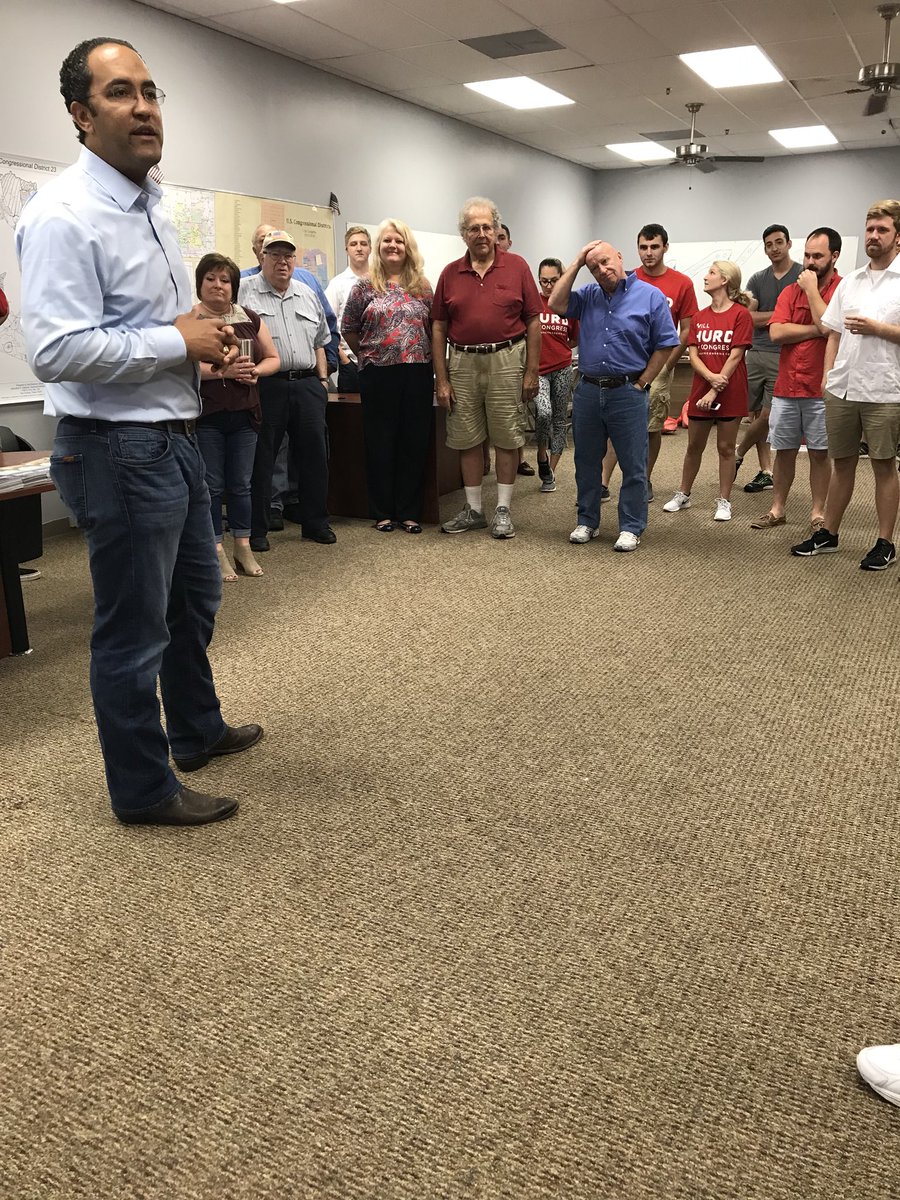 RachelKern19's tweet photo. Another amazing turnout for Congressman Hurd! Let’s re-elect him in November! #leadright #keeptexasred #hurdistheword https://t.co/jDsXhdEspV