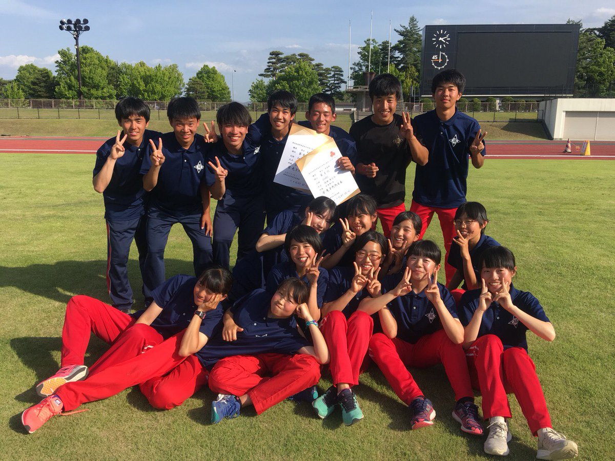 松本県ヶ丘高校陸上競技部 A Twitteren 県新人2日目 雨が降って気温の低い中での競技でしたが 自己ベストを更新した選手もいました 明日で 県新人が終了します 縣陸一同 全力で戦い抜いてきます 文責 平野 Weare縣陸