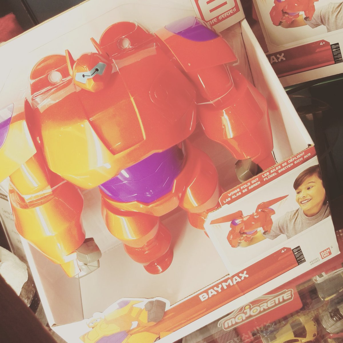 ramirezgaytanmx's tweet image. Casual dando ideas. #RegaloDeCumpleaños #baymax 🤜