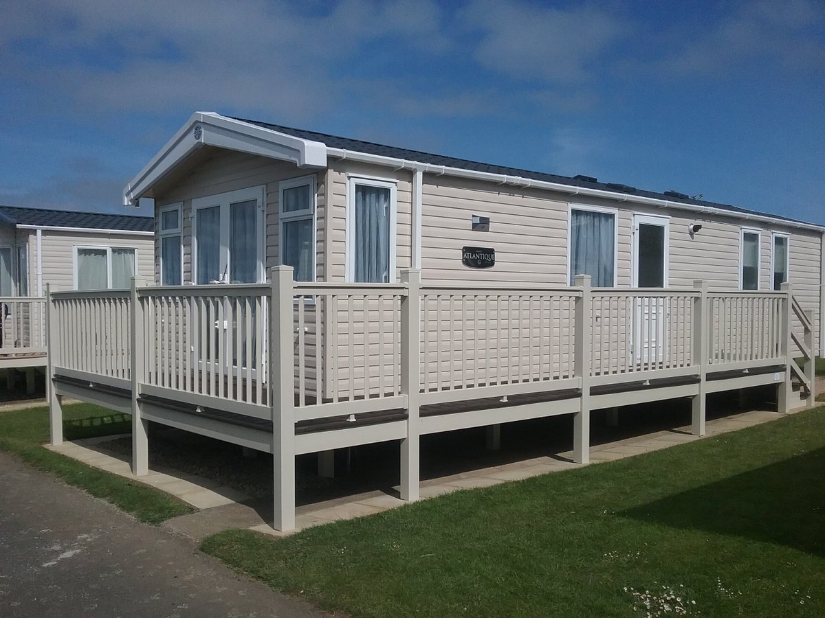 FitriteDecking's tweet photo. Create that amazing space at your holiday home! #FitriteDecking #FitriteEastCoast #decking #caravandecking #deckspiration #holidaypark #holidaycaravan #deckingproject #caravanpark https://t.co/5OnrpBPIah