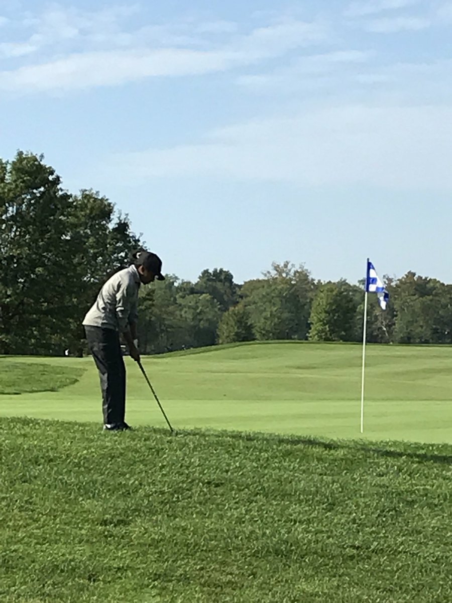 CulverAthletics's tweet photo. @CulverGolf Reese Wilson ‘21 and Amanda Kurteff ‘19 getting it done at the @IHSAA1 State Finals @PrairieViewGC. Coaches Rudd and Williams are all smiles. Let’s go Eagles! 🦅 ⛳️ 🏌️‍♀️@CulverAcademies @CulverAcadGolf https://t.co/Pd9jbw0Lvr