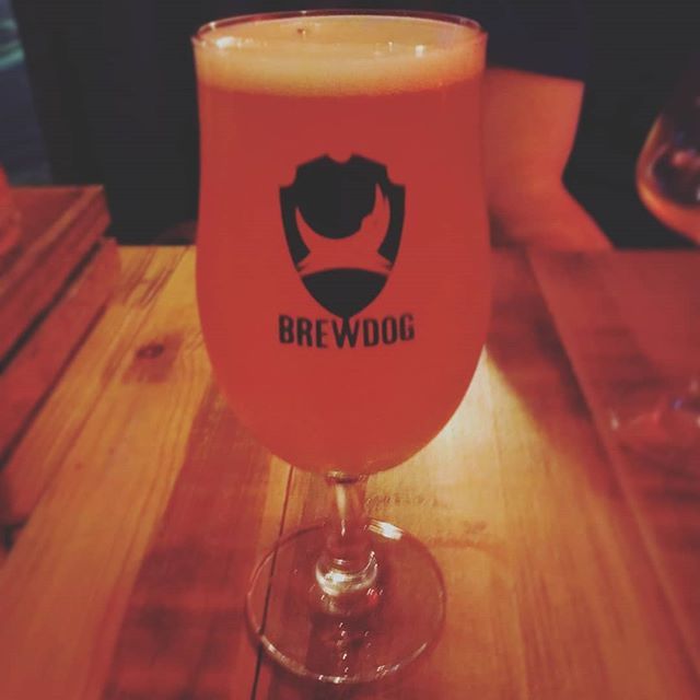 ChrisLazo80's tweet photo. The King of Eights V3 was just outstanding @brewdogcardiff #brewdog #kingofeightsv3 #instabeer #beerstagram #beerlover #ipa #beer #caerdydd #cardiff #hops #wingswednesday #taste #saturdaysarefortheboys #beerporn #beerme #beerlover #beernerd #fruity #refr… https://t.co/AKNI783HPB https://t.co/1240GzZZ5G