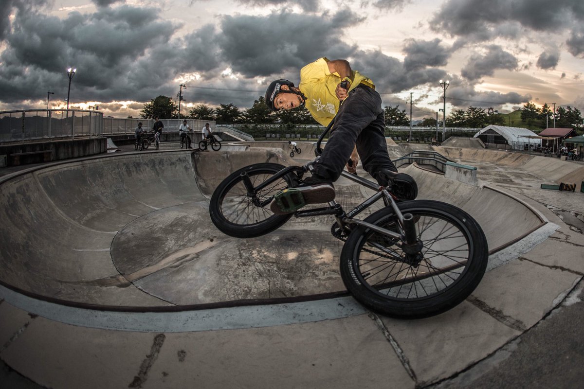 YumaOshimo's tweet photo. クサレ(930)の日！
#bmx #durcusone #930bmx https://t.co/GWuZAxryei