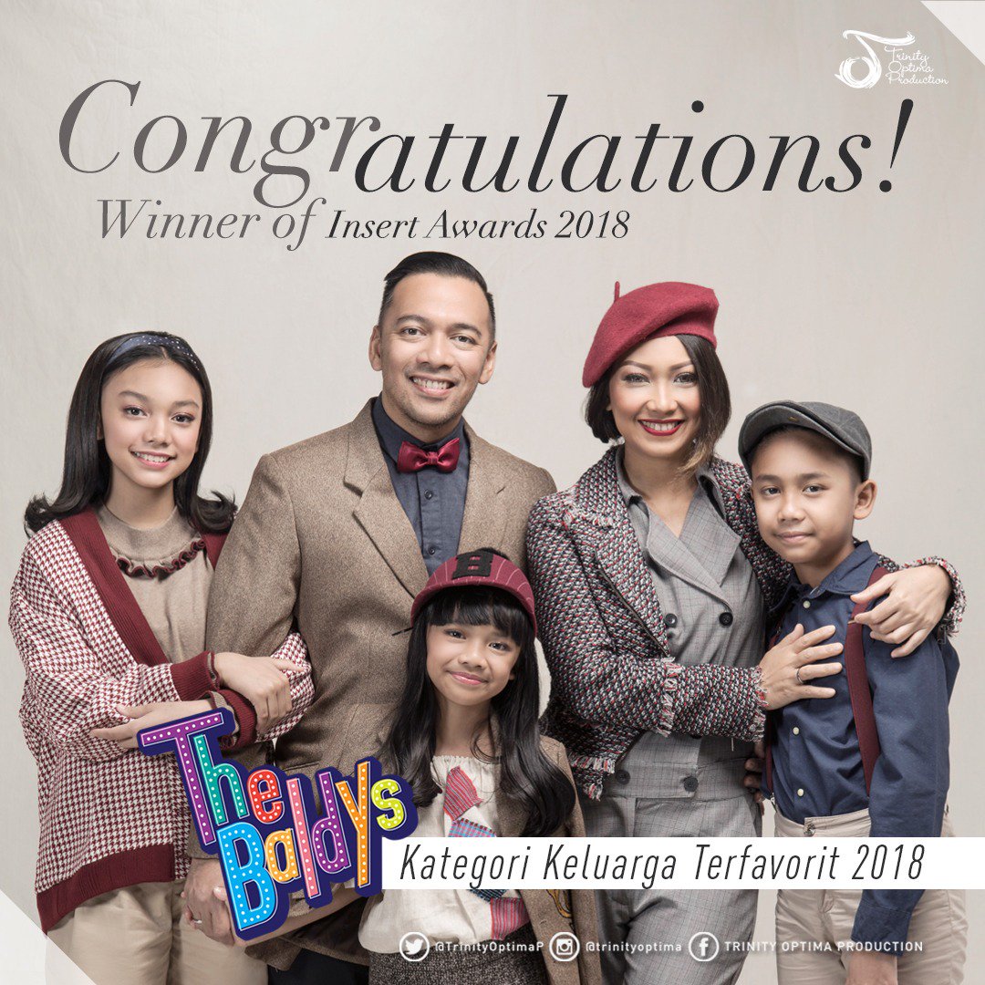 TrinityOptimaP's tweet photo. Selamat kepada @thebaldys di nobatkan sebagai Keluarga Terfavorit dan @afgansyah_reza sebagai Penyanyi Terfavorit di ajang Insert Awards 2018 @insertlive 🙏🏻

Terima kasih untuk dukungan dan apresiasinya 😆😍
#TRINITYOPTIMAPRODUCTION
#TrinityFamily https://t.co/BpNS5oMFlo
