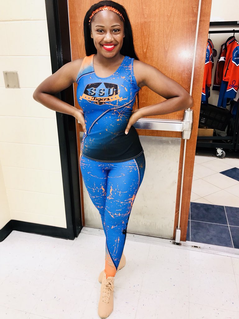 QueenOttoria_'s tweet photo. What’s A Better Duo✨👯‍♀️ 

#SSU 💙🧡
#POTS‼️ https://t.co/cKM5DJB1Xc