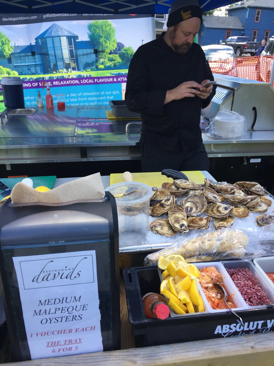 #oysters #beerstock #davidsportdover #mcrae Drink beer eat Oysters - sounds like a great Saturday to us