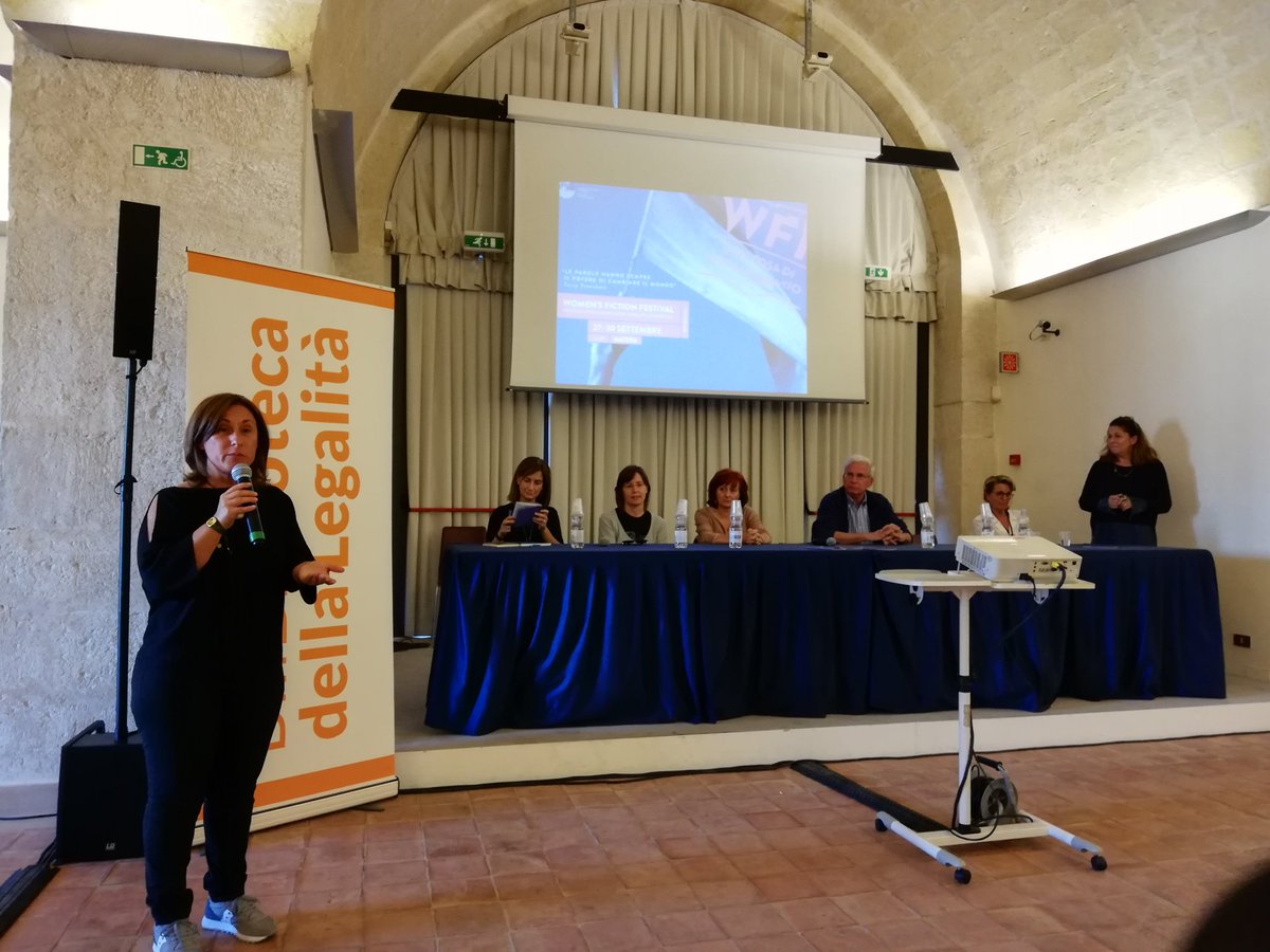 Giuditta_legge's tweet photo. Momento fondamentale dell'edizione 2018 del #wffmatera2018: nasce ufficialmente #BILLBibliotecadellaLegalità a Matera. https://t.co/BzUiQdyPrg