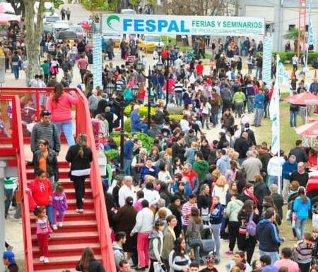 osvaldosalomon's tweet photo. FELIZ ANIVERSARIO ASOCIACIÓN CIVIL #FESPAL! 18 EDICIONES - ORGULLO #CHABÁS y SANTA FE https://t.co/ps6sq5x166