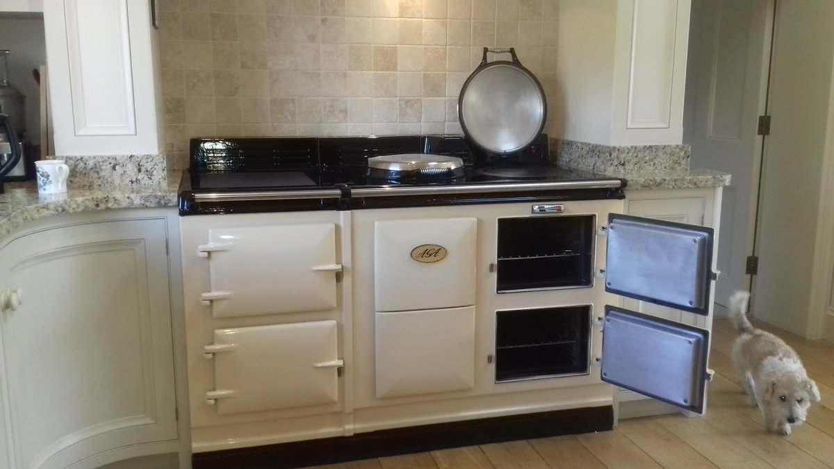 AGAovencleaning's tweet photo. https://t.co/0Vf6zzpniw 😀 https://t.co/dPxVEN9r9N