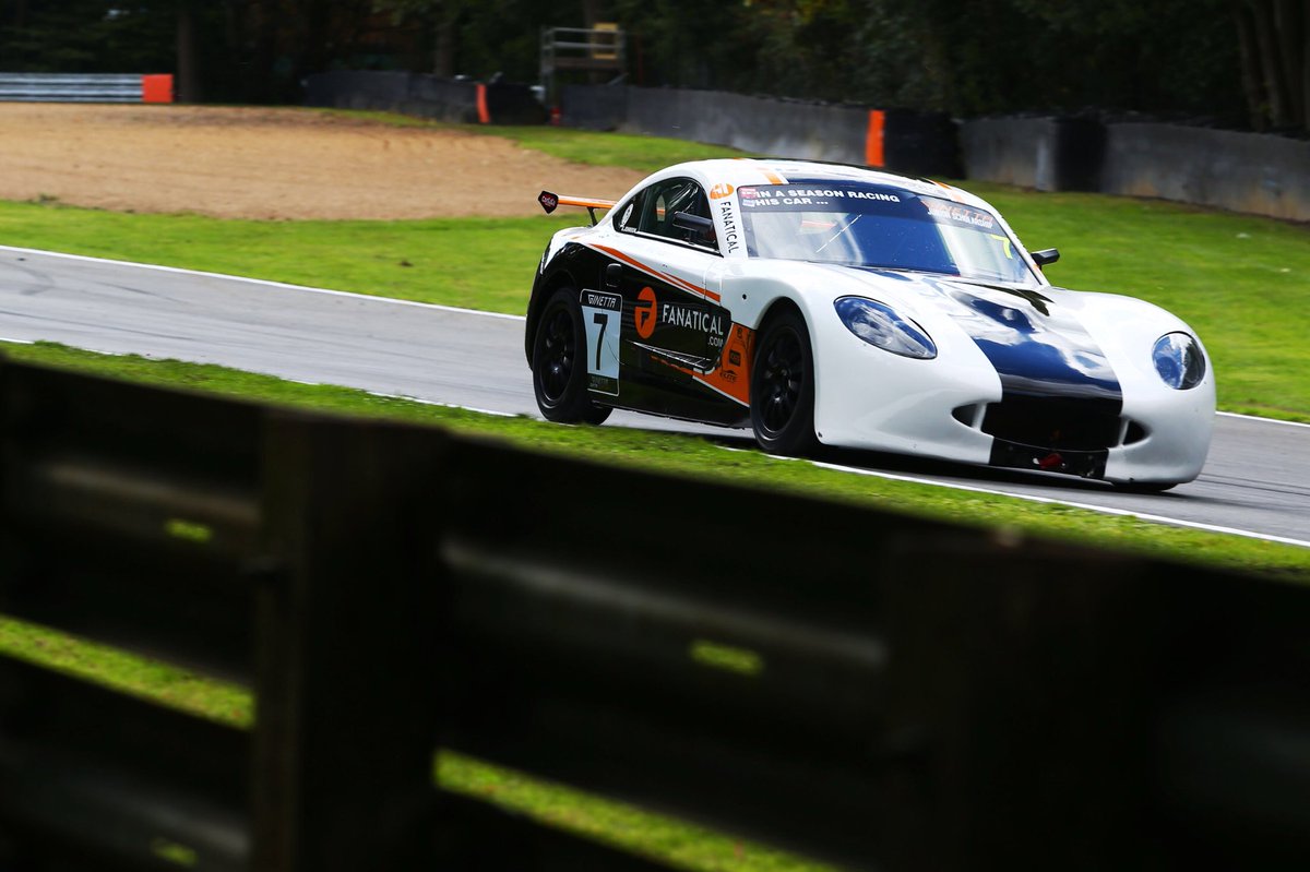 gregjohnsonrace's tweet photo. 🏁 Race 1 didn’t go quite as well as we would have hoped! P12 in the first race wasn’t ideal &amp; I am frustrated by that result but at least there is still one more race to go today! 👊🏽

#GregJohnson #Ginetta #GinettaJunior #WeAreGinetta #RaceWeekend #BrandsHatch #FINALE https://t.co/h34ajD9I4q