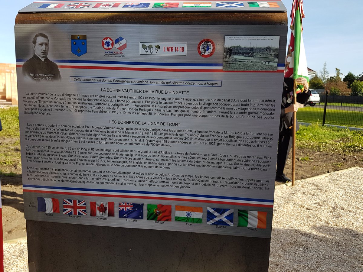 J2PDEF's tweet photo. @hautsdefrance @pasdecalais62 #Hinges @Mission1418 #DevoirDeMémoire #1GM
Inauguration ce 29 sept des plaques informatives des bornes #Vauthier, offertes par le @Portugal marquant la ligne de front lors de la bataille de la Lys avec le Somme battle field pipe band et le @SF_Siege. https://t.co/jVvIkuicps