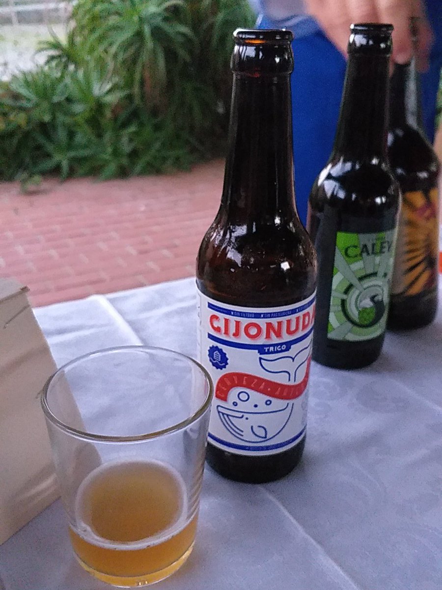 lacosmopolilla's tweet photo. @objetivo_viajar @lagijonesa @GijonTurismo @TurismoAsturias @danikeral @Sinmapa_net @TragaViajes Soy fan desde ya de la Gijonuda 🍺 #Asturianízate https://t.co/cgihVZbbM1