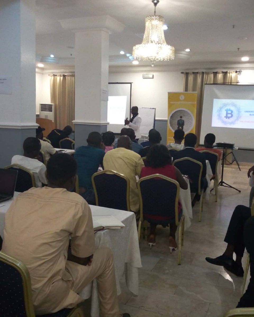 SkhbyConsult's tweet photo. Mr Tola Joseph Fadugbagbe spoke on the Blockchain Technology here in Abuja.
.
.
Up next, Lagos!
.
.
#Abuja #teamspirit #cryptocurrency #Bitcoin #Blockchain #money #finance #AptCoder #CHELIV #Udomspeaks https://t.co/zm1VHT6A2g