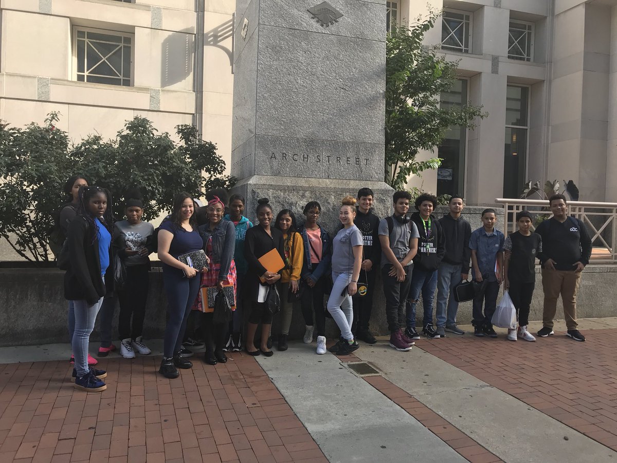 PotterThomasPA's tweet photo. PT Middle Years students are on their way to the High School fair! 🏢🤔 📝 ✅ https://t.co/PLW0YNkxGl