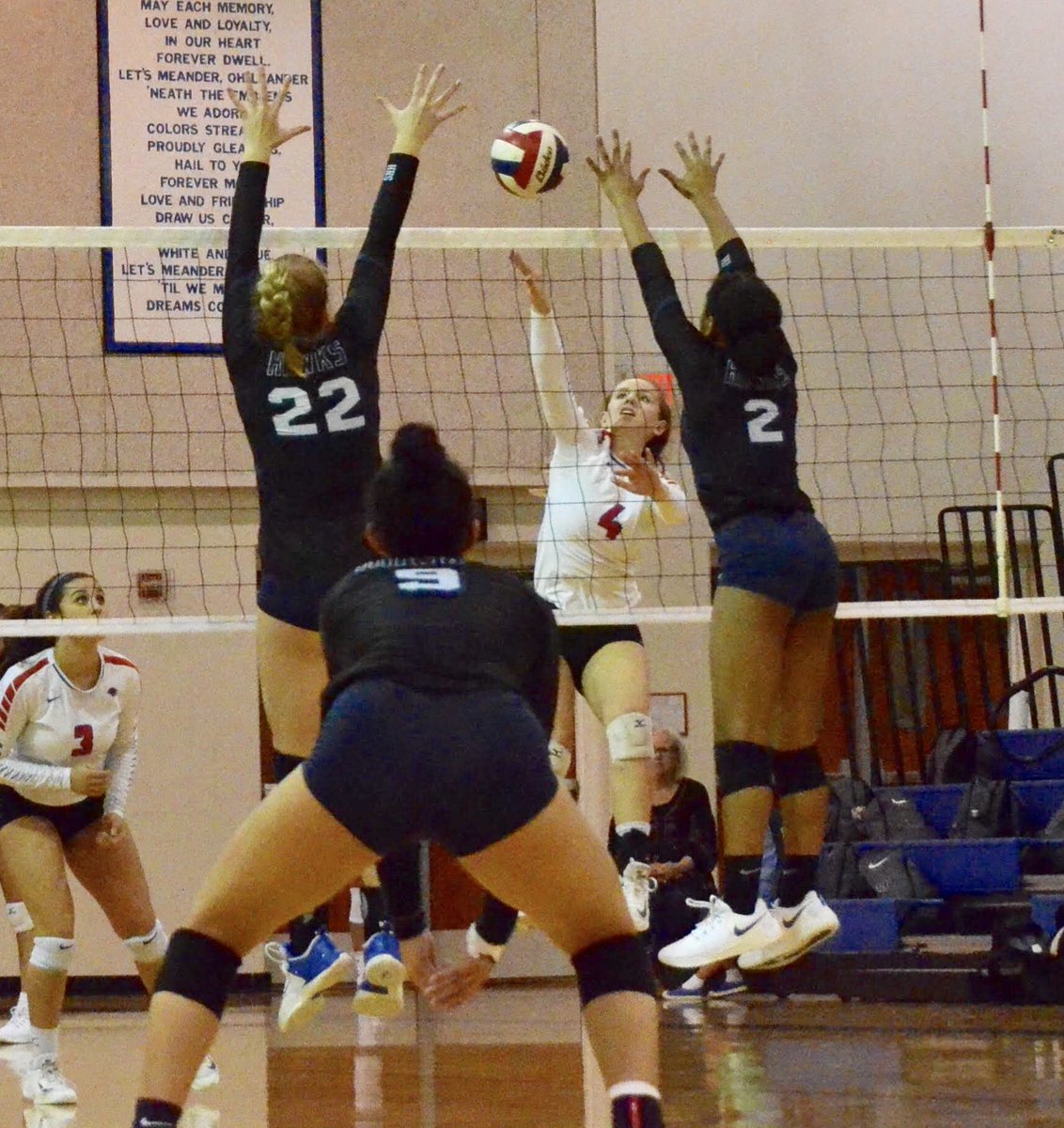 KMACandHeating's tweet image. Varsity Hawks vs. Leander #MoodyGirls
@HHSHawkVball @HHS_hawknation 
@PfISDAthletics 
#HawkYeah 
@kmacsports 
@HHSCO2021 
@varsity_news 
@CarrieSulak1 
@jensennmoody 
@Moody_1235 
@jazmine_mason04
@HHS_HypeCrew
@HawkNationHHS