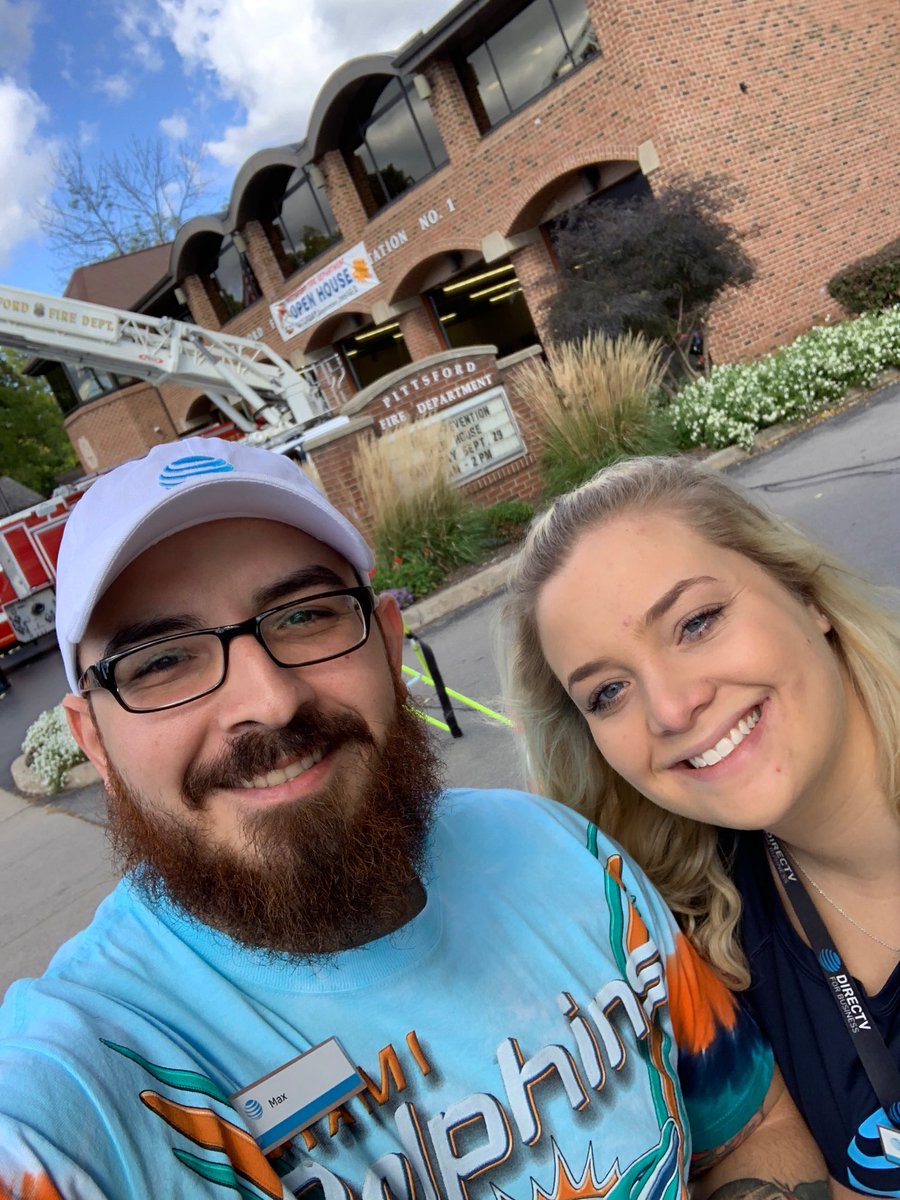 max_att1's tweet photo. Stopping by the Pittsford fire department with @ginacapone_att to express our appreciation for their service in our community!!! #activities #firstnet #att @CameronIsATT @shasriq @marcellobenny https://t.co/AqGUPjCJvJ