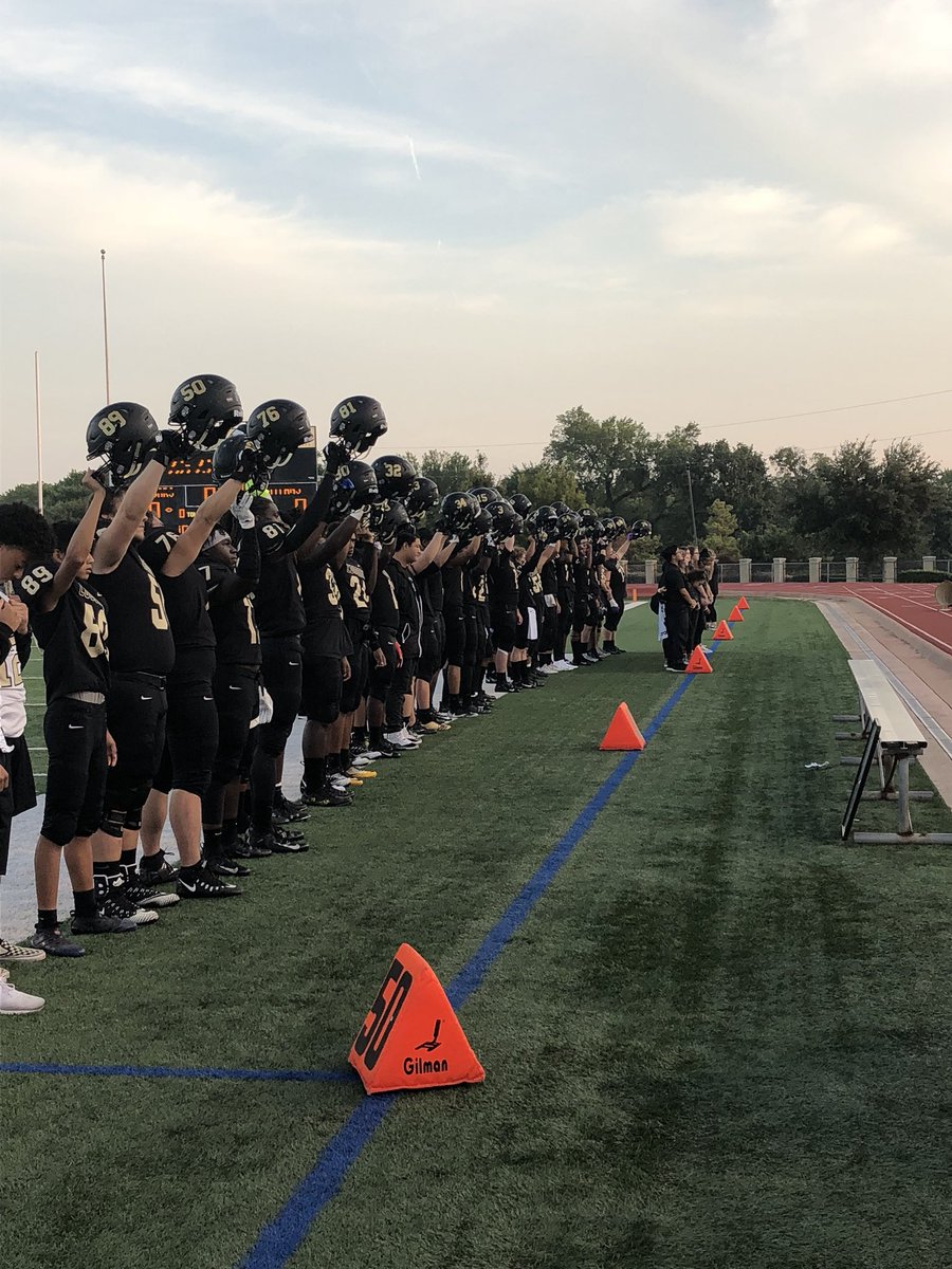 TheColonyHS's tweet photo. The Colony Cougars hold a moment of silence. Strength and Compassion! #thistimeisourtime https://t.co/GTtP8DLF4f
