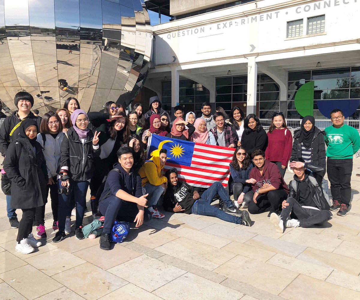 uwemsa's tweet photo. BRISTOL CITY TOUR | 29 September 2018  ✅✅✅✅🙌🏻🇲🇾✨ https://t.co/WxUWpPCnyg