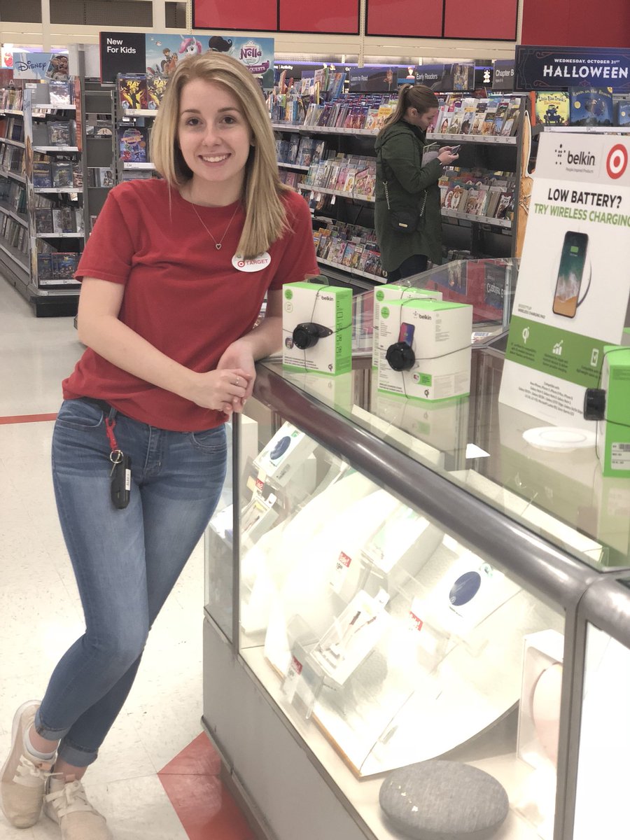birdcallone's tweet photo. Bailey is charged and ready to drive sales at our #Belkin demo!! https://t.co/1CPkbtqapg