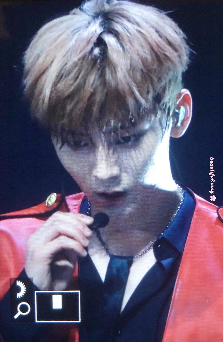 btfway_mh's tweet photo. 180929 #황민현 
ㅠㅠㅠㅠㅠ 너무 멋있어 ㅠㅠ😭😭😭 https://t.co/0T2Y0zRiLG
