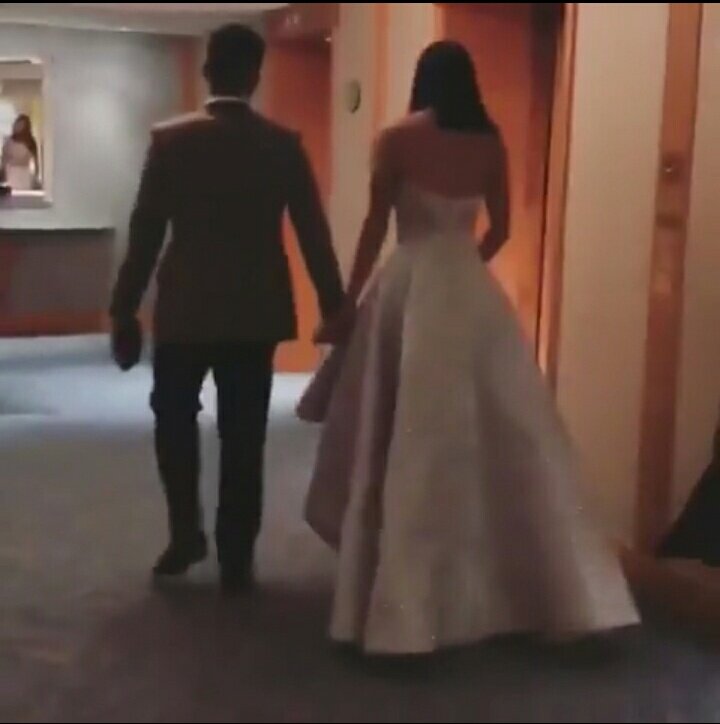 AmorJesca's tweet photo. Minsan nalang aattend, na-late pa! hahah. ✌ hayaan na. bawing bawi naman.. 😍😍

Wow! Kiefer Ravena &amp; Alyssa Valdez.. 💙💙 https://t.co/11BwJP3H6a