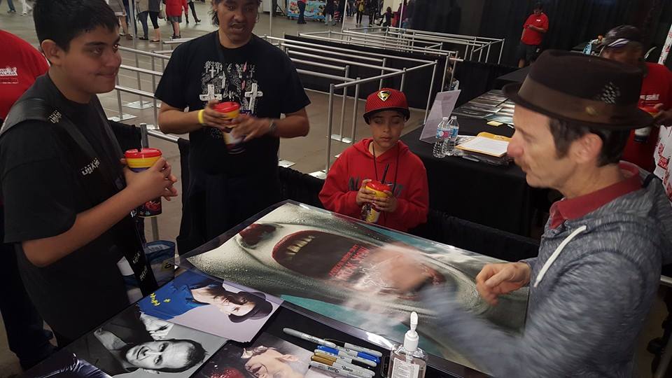 denisohareOnFB's tweet photo. It's fan Appreciation day ! @denisohare really knows how to treat his fans. If you've ever met him, lets hear you story. #fanencounters #denisohare #AHS #TrueBlood https://t.co/c8bdERyocp