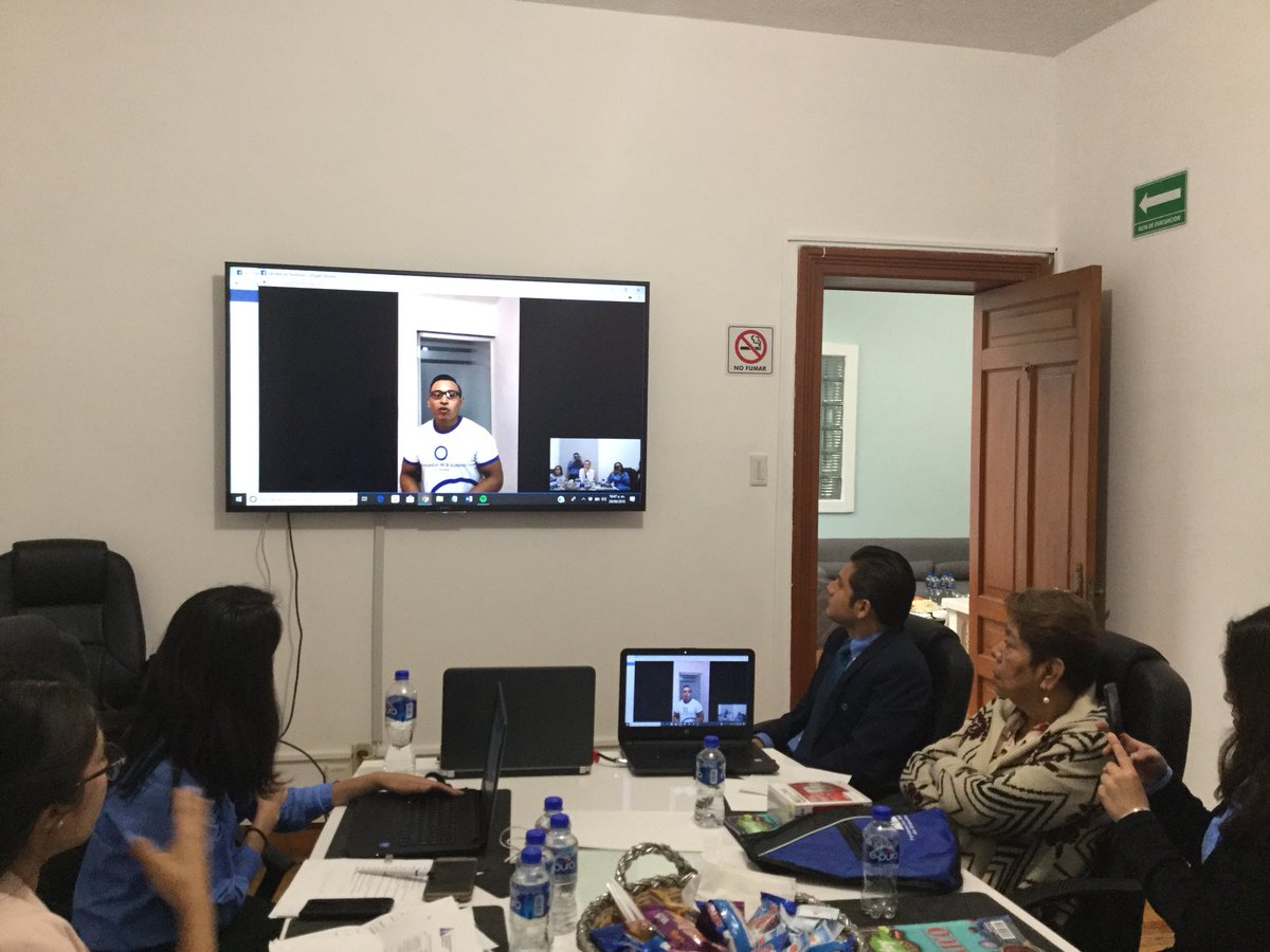 fmdiabetes's tweet photo. .@AMD_Sureste  presentando el inicio de sus cursos en la modalidad intensiva “Tomando el control de mi Diabetes” @WorldDiabetesF https://t.co/kVQqk1HjWP