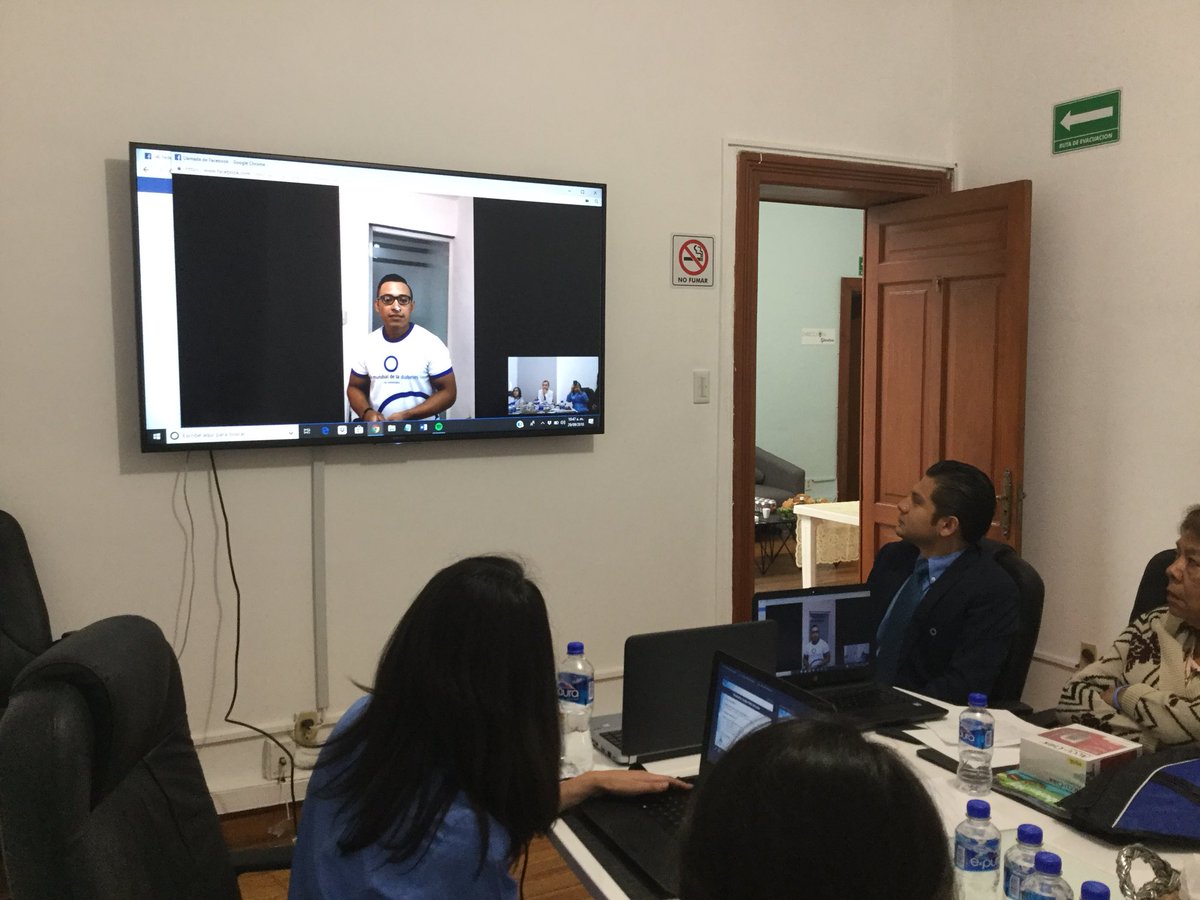 fmdiabetes's tweet photo. .@AMD_Sureste  presentando el inicio de sus cursos en la modalidad intensiva “Tomando el control de mi Diabetes” @WorldDiabetesF https://t.co/kVQqk1HjWP