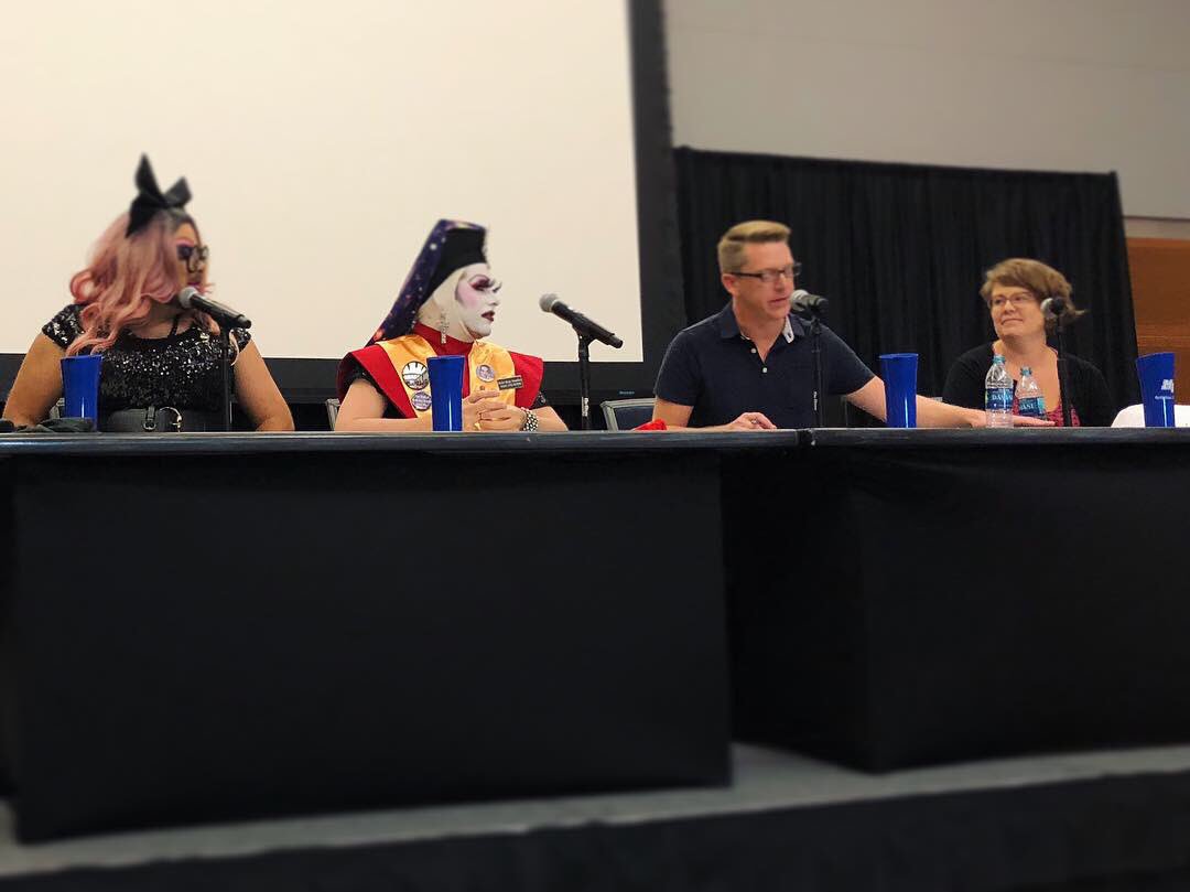 mtsu_religion's tweet photo. Over 100 folks came out to Thursday’s Religion in/and RuPaul’s Drag Race panel and performance. Thanks again to our panelists, queens and king, and MT Engage! #mtsureligion #mtengage #poprelmtsu #mtsu #rupaulsdragrace @RuPaul https://t.co/nbs9b82pcX