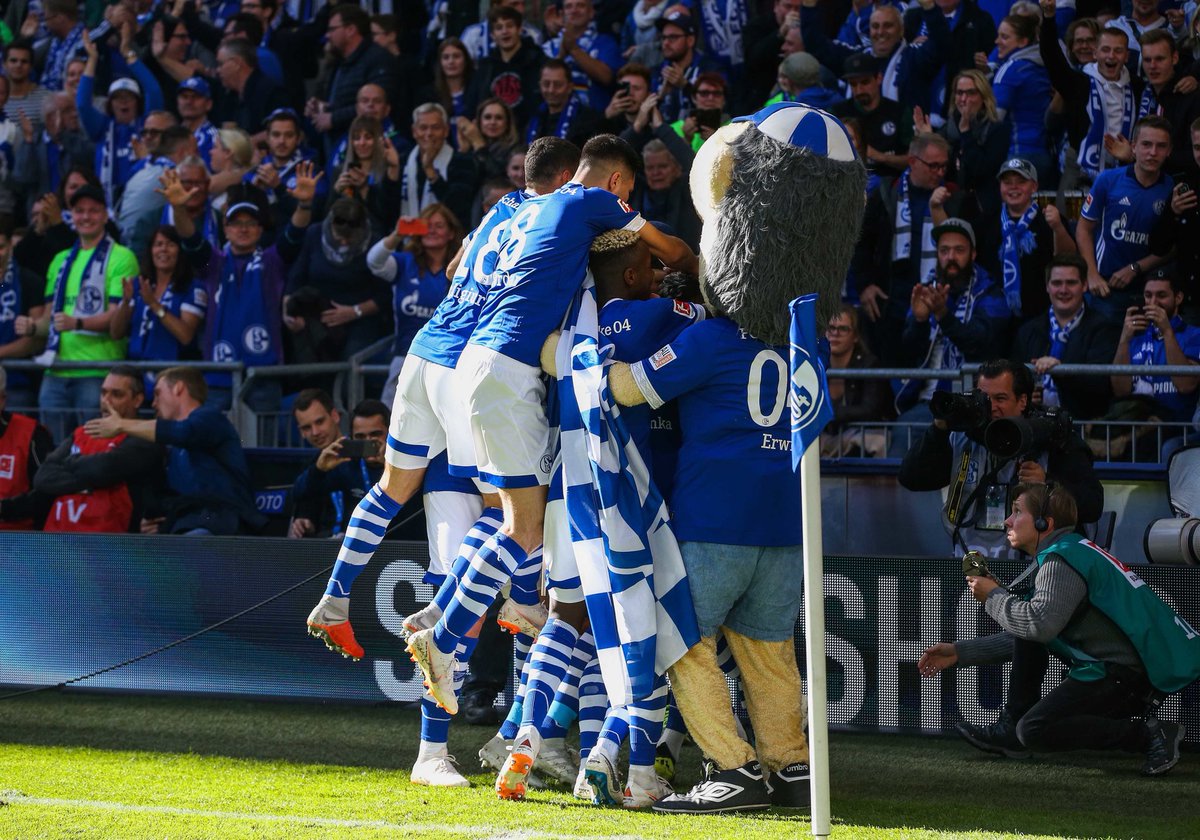HamzaMendyl27's tweet photo. Finally 3 points 💪
Good job guys! (and Erwin 😂) #S04M05 https://t.co/U9VT3Tci75