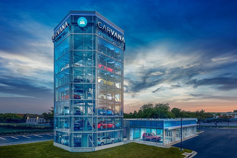ClarkTower1's tweet photo. Carvana is set to open one of their famous 75-foot car vending machines in Memphis, TN.  This facility will join 12 other car vending machines Carvana has built since 2015.  
https://t.co/2Rzv8FUYMq
@REBusiness @LeadershipMphs @memphisdaily @RonPRiley @Colliers @MemphisChamber https://t.co/rxgHVIptMX
