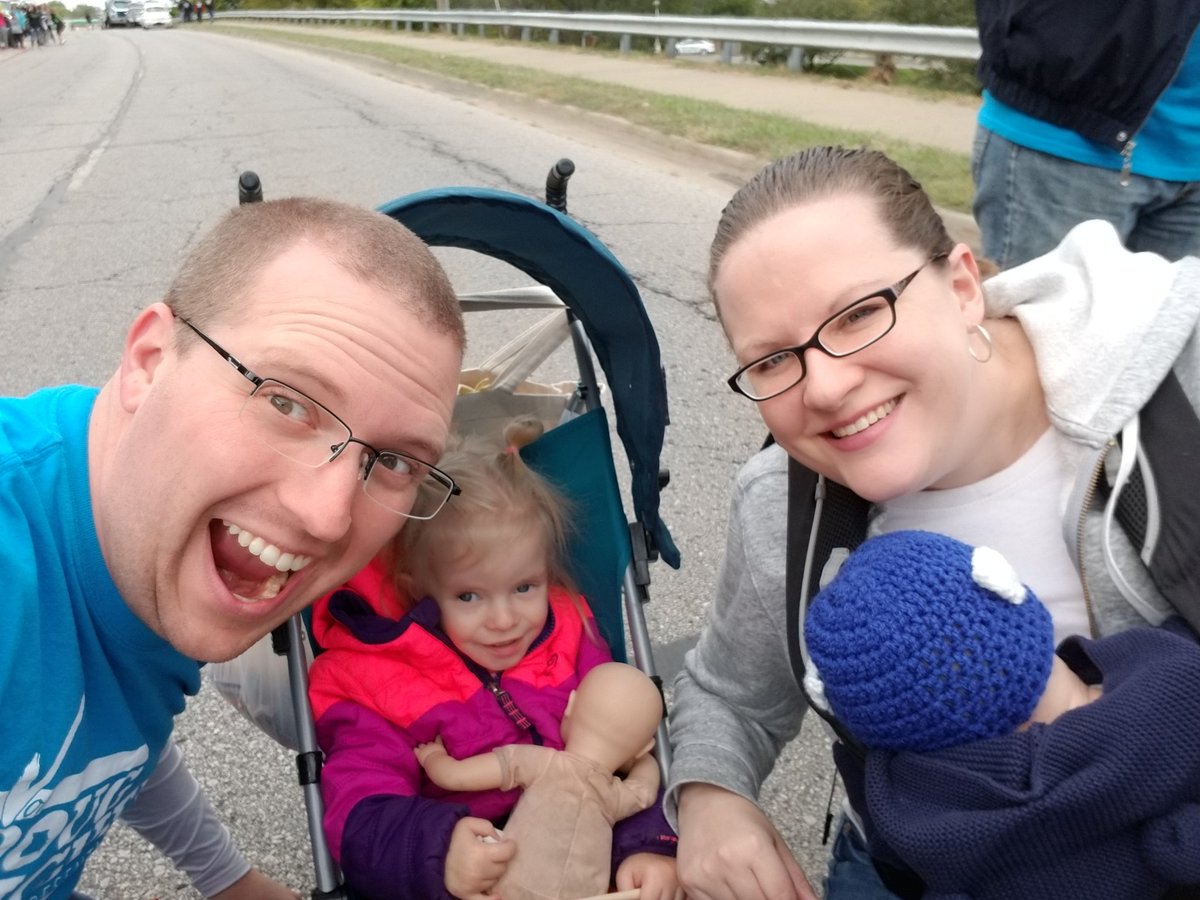 JoshHurlbert's tweet photo. Parade time #LibertyFallFest @DougRicheyMO https://t.co/ihivrA3RPw
