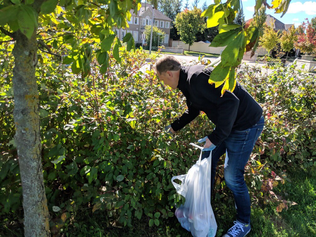 markhollandCA's tweet photo. Thank you to the Muslim Mom’s of Durham for adopting Nottingham Park in #Ajax; it was a great morning to join you for a cleanup! https://t.co/fVAvMxAvSw