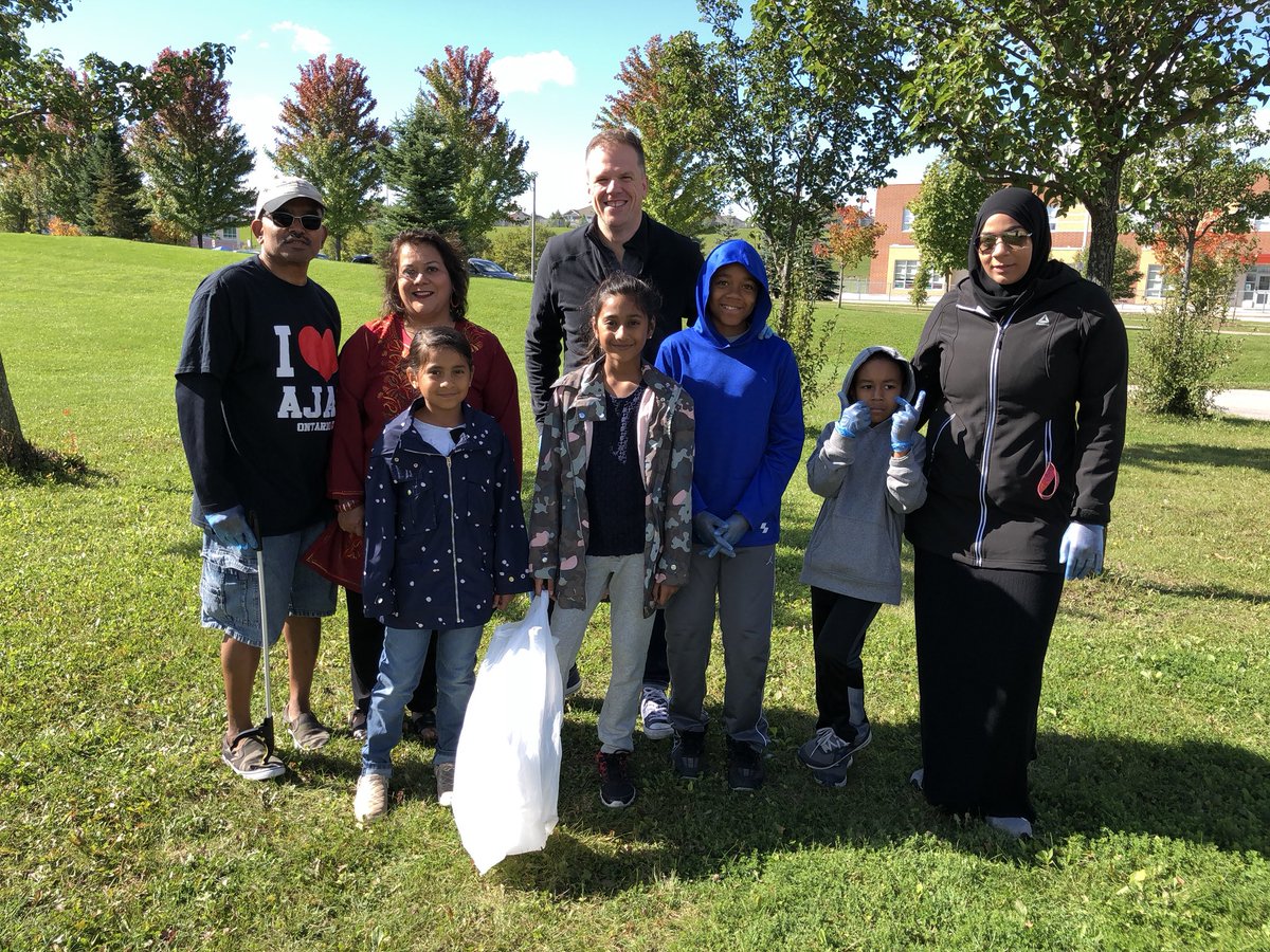 markhollandCA's tweet photo. Thank you to the Muslim Mom’s of Durham for adopting Nottingham Park in #Ajax; it was a great morning to join you for a cleanup! https://t.co/fVAvMxAvSw