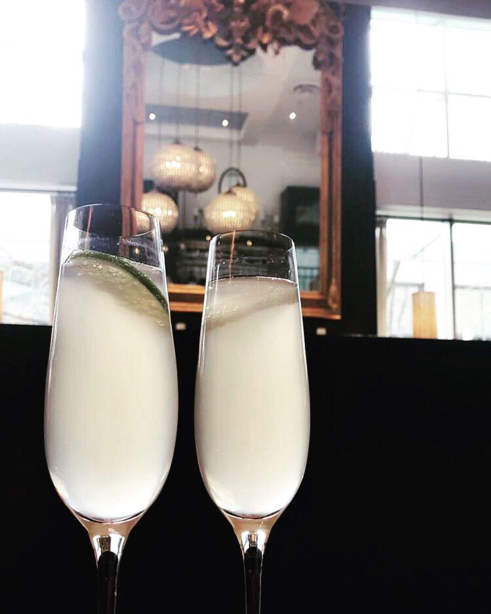 chefinthehat's tweet photo. We made it to the weekend, Foodies! Cheers to that!
#Loulay #ChefintheHat #weekend #brunch
#Repost @kaliamills
ใปใปใป
Brunchin ๐โฃ๏ธ๐ฅ https://t.co/lD6oe8jwUg