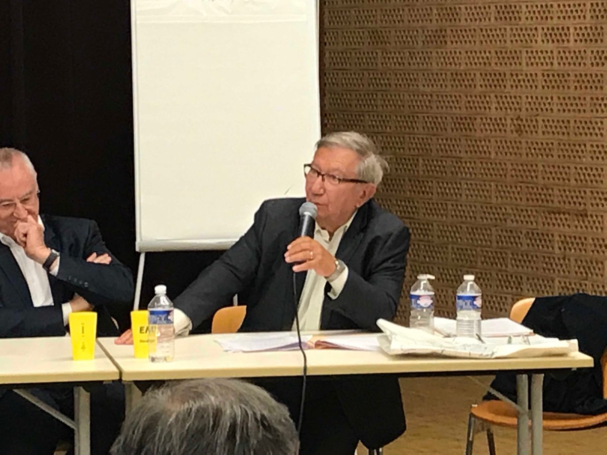 MarcheDordogne's tweet photo. .⁦@bernardcazeau⁩ : Pour les collectivités locales, après des années passées à s’adapter aux transferts de compétence, ⁦@EmmanuelMacron⁩ a promis enfin de la stabilité ! 5 ans, sans loi modificative «#JourneesLaREM https://t.co/PCdZKmHxOA