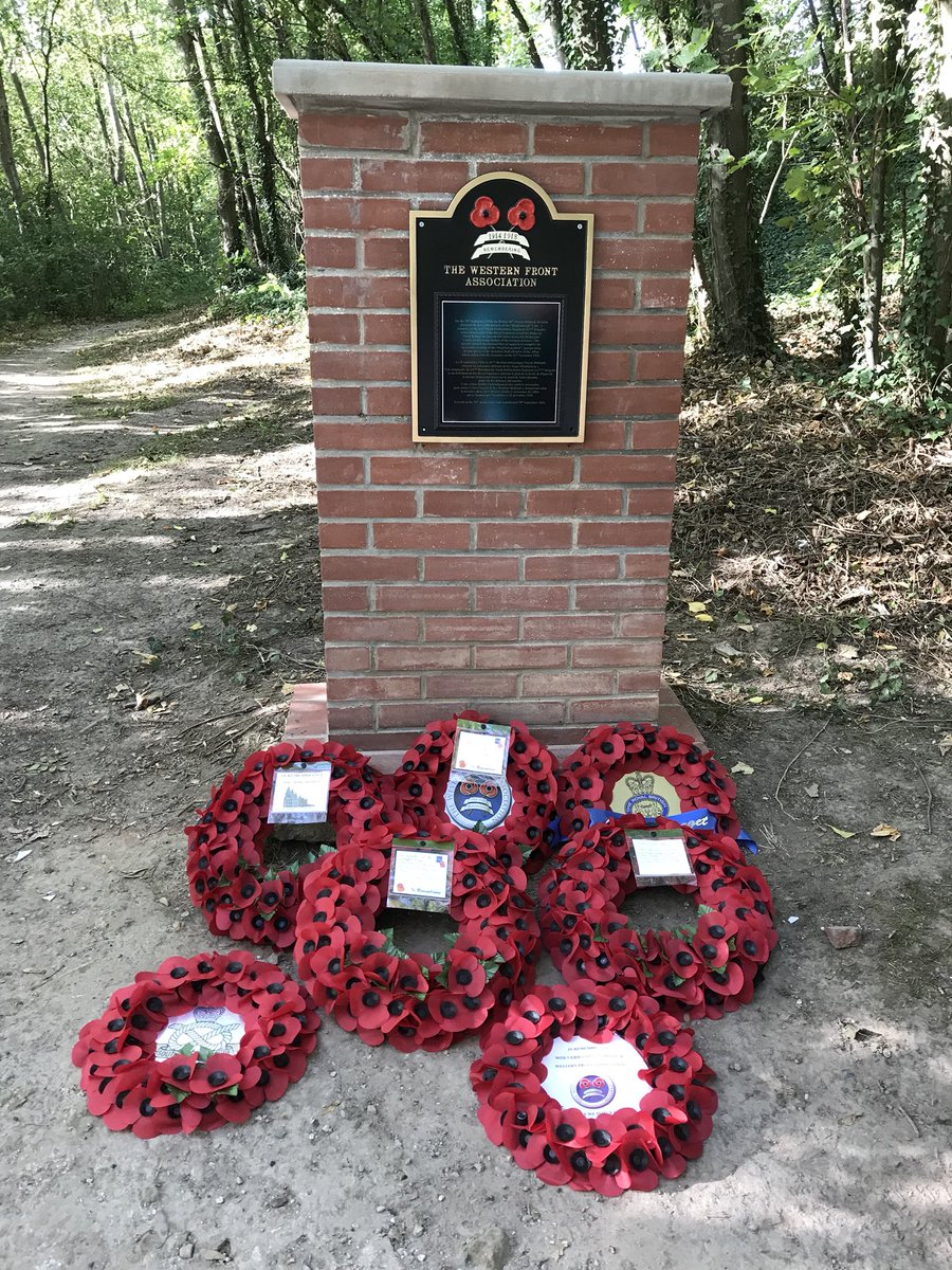 staffsregiment's tweet photo. @TheWFA @museumercianWFR Amazing service today guys. #NeverForget #staffords #IchDien https://t.co/LfvC4D1KcW