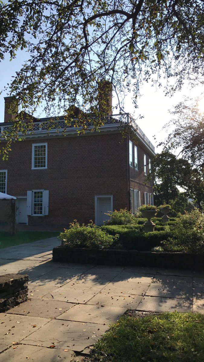 SchuylerMansion's tweet photo. It's a beautiful day here in Albany. https://t.co/FXoa64KjEb