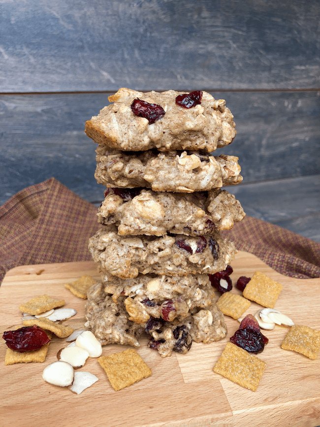 Last chance to enter to win! We're giving away $50 in <a href="/momsbestcereal/">Mom's Best Cereals</a> coupons so you can make these Cinnamon Breakfast Cookies and enjoy a healthier breakfast anywhere. Conest ends 9/30 littlefamilyadventure.com/breakfast-cinn… #ad #momsbest