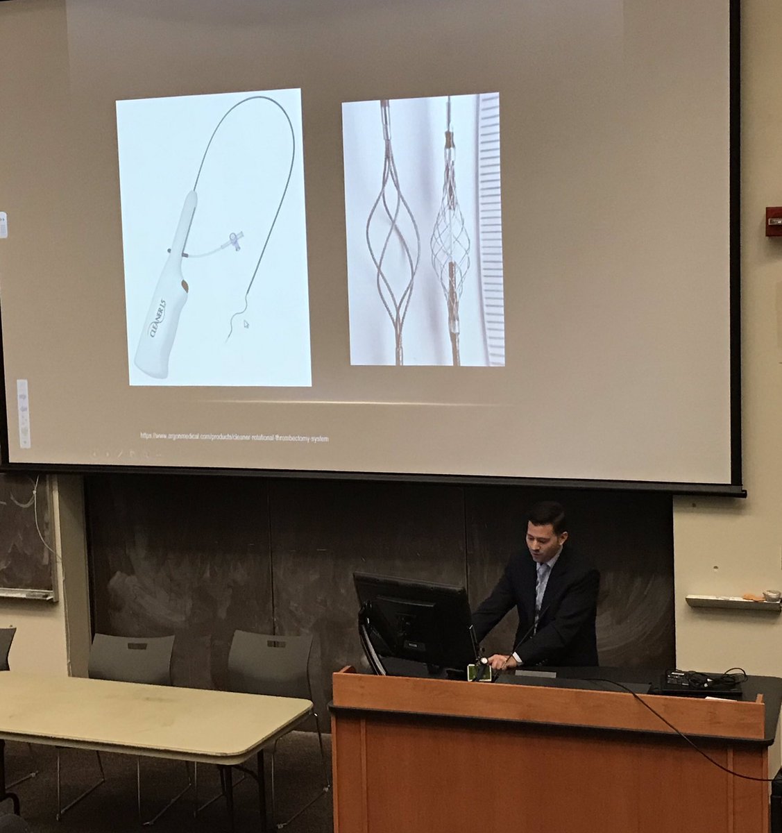 Dr. Siskin kicking off the 3rd annual Northeast IR symposium at Albany Med! This is my 3rd symposium and it’s always an energizing, fun and informative day. Great turnout of #medstudents and faculty from the region! #NEwires #IRad <a href="/womenirads/">WomeninIR</a>
