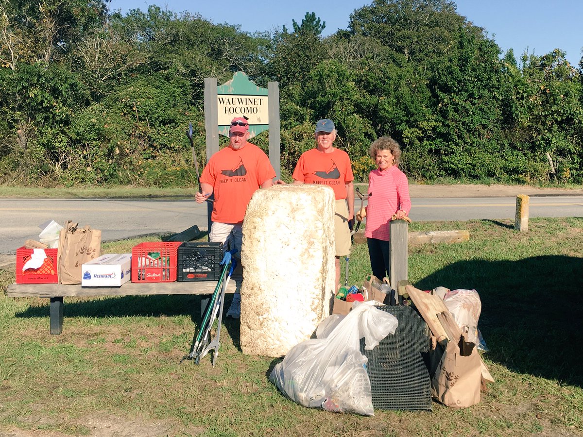 GibsonLibby's tweet photo. Clean Team at Wauwinet/Polpis today; picked up this float thing at Sachacha #keepitclean #ack https://t.co/2WzVbCWYhW